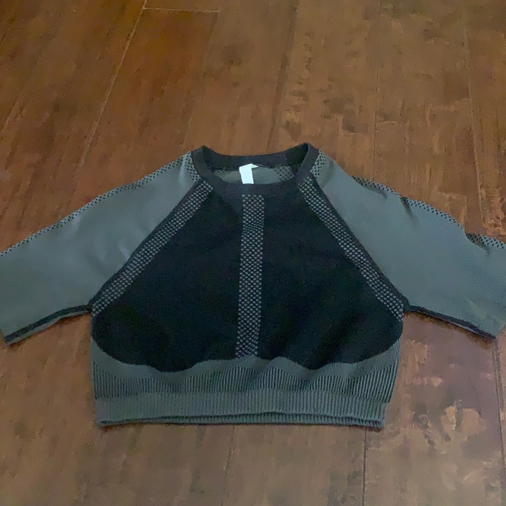 Cropped Workout Top - image 1